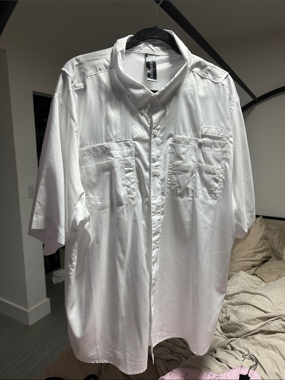 burnside White Short-Sleeve Button-Down Pocket Shirt